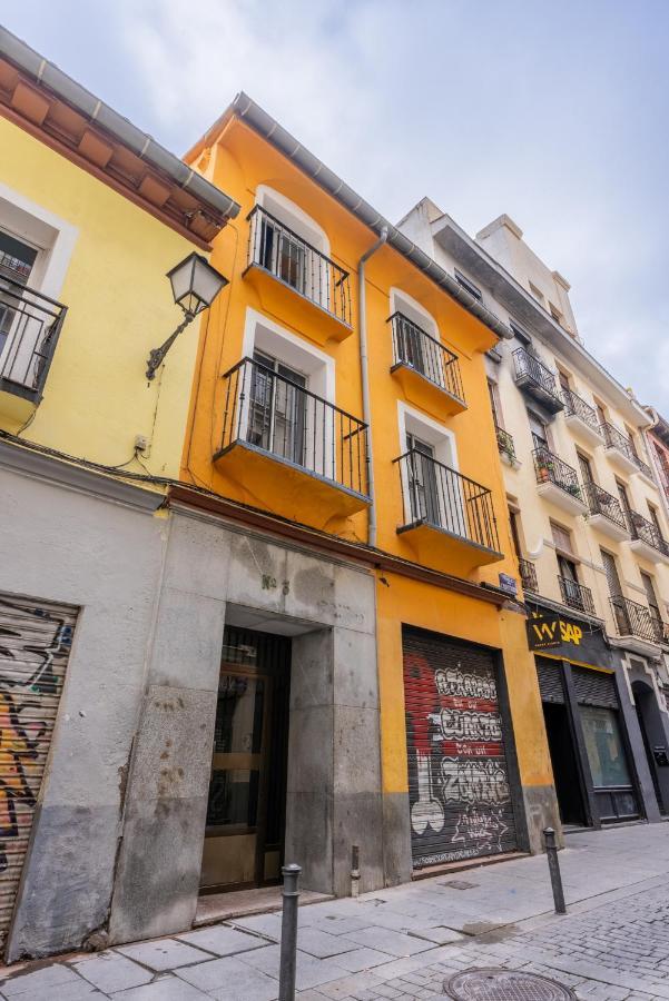 Ideal Hostel Madrid Bagian luar foto